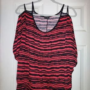 Julie's closet cold shoulder top size XL